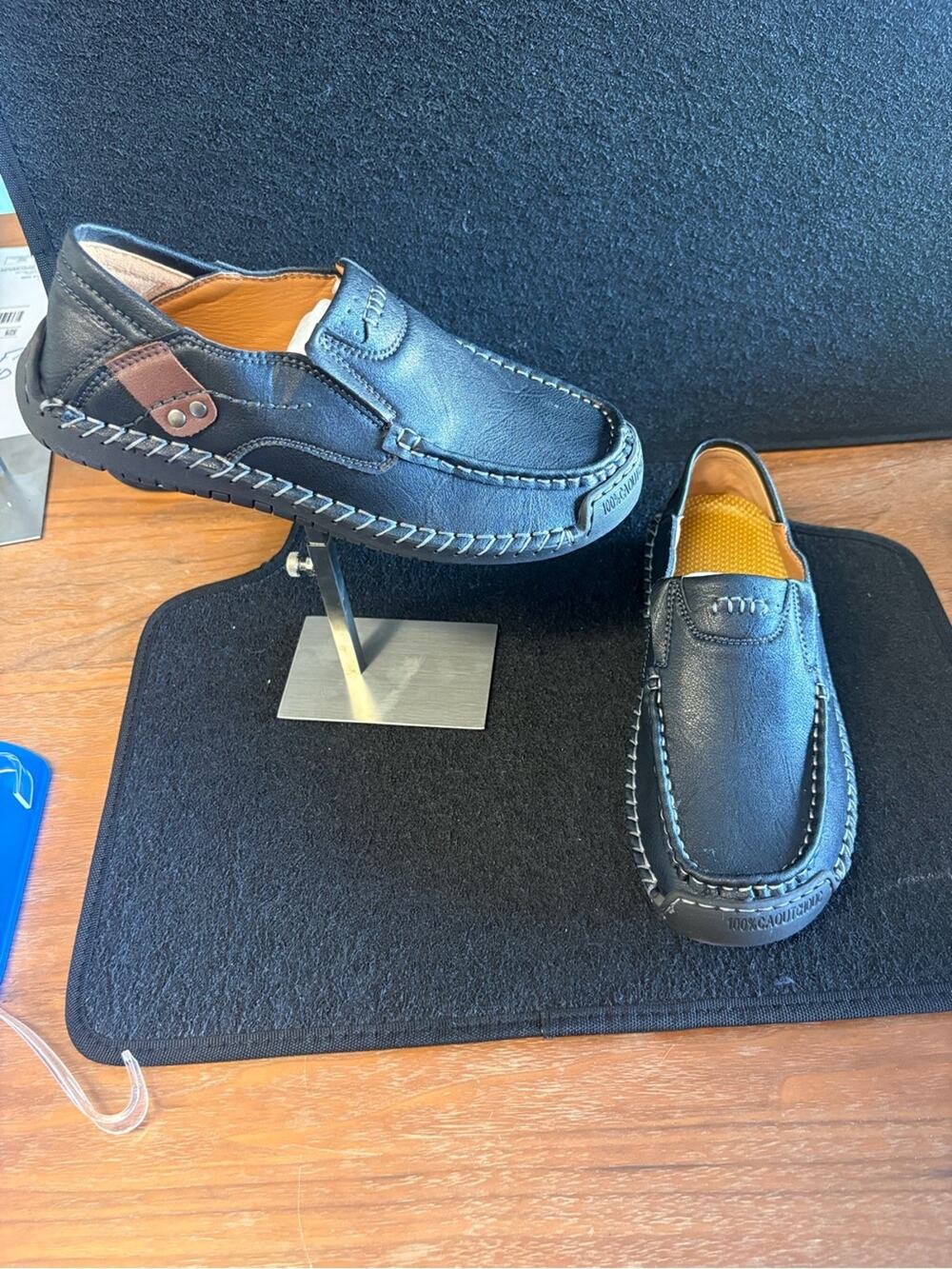 Men’s Black Leather Slip-On Loafers US 10 / EU 43 Comfort Shoes NWOT